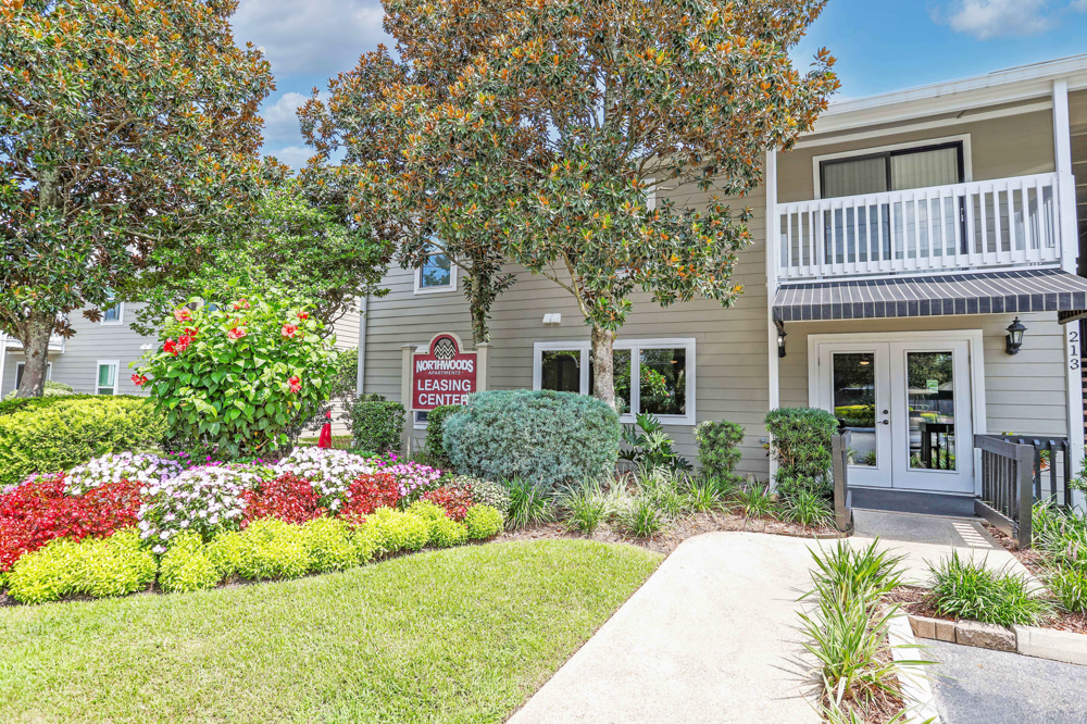 Northwoods Apartments welcome image