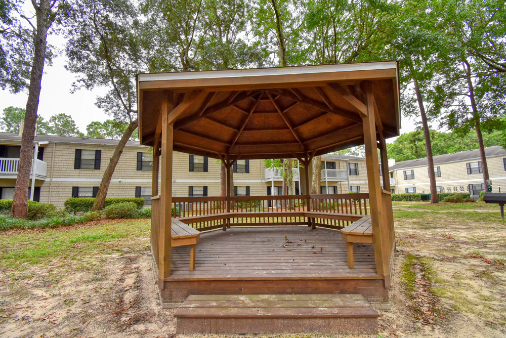 Northwoods Apartments gallery image preview