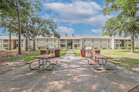 Northwoods Apartments gallery image 10